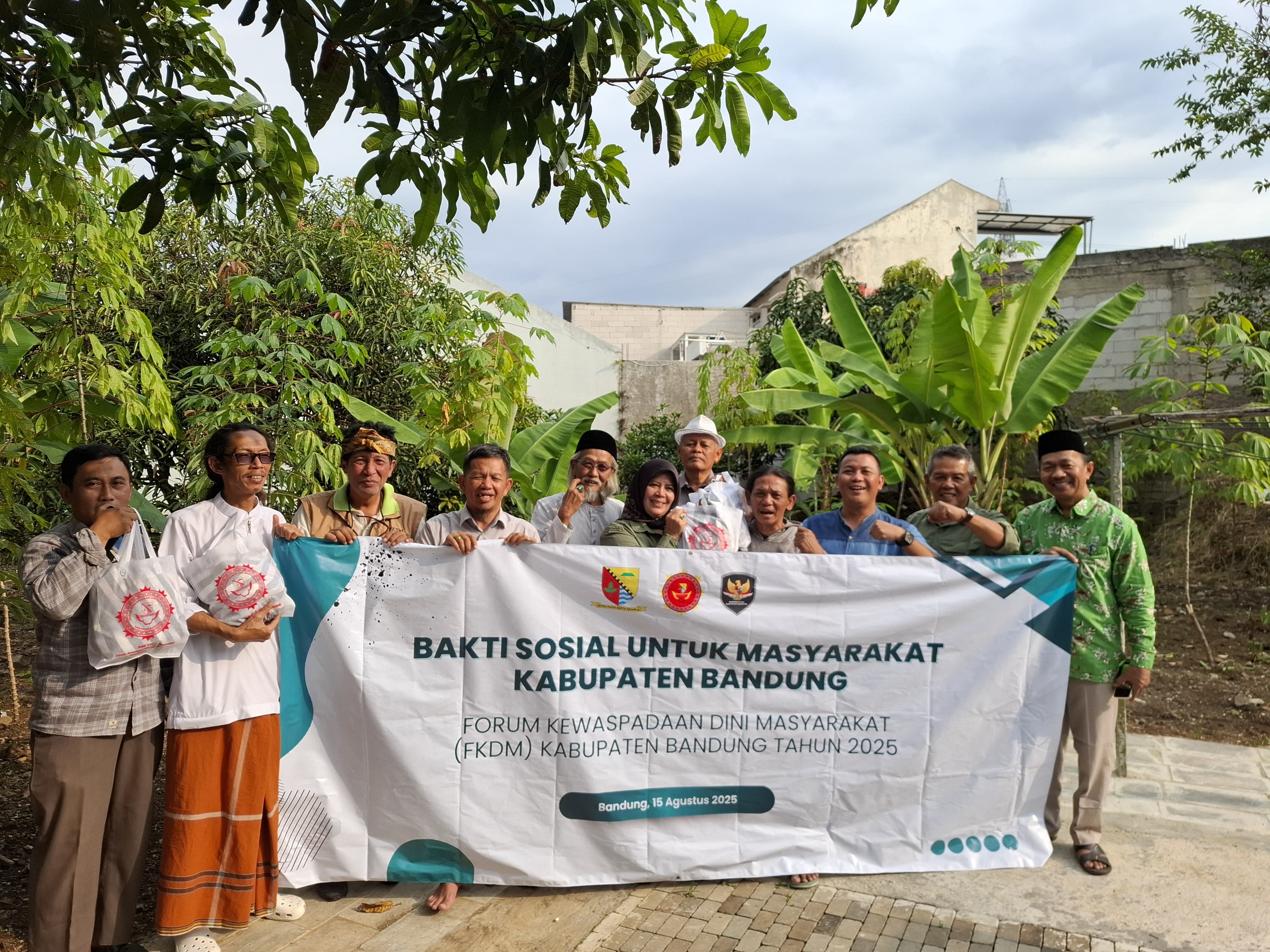 FKDM Kabupaten Bandung Sebar Bakti Sosial di 15 Lokasi